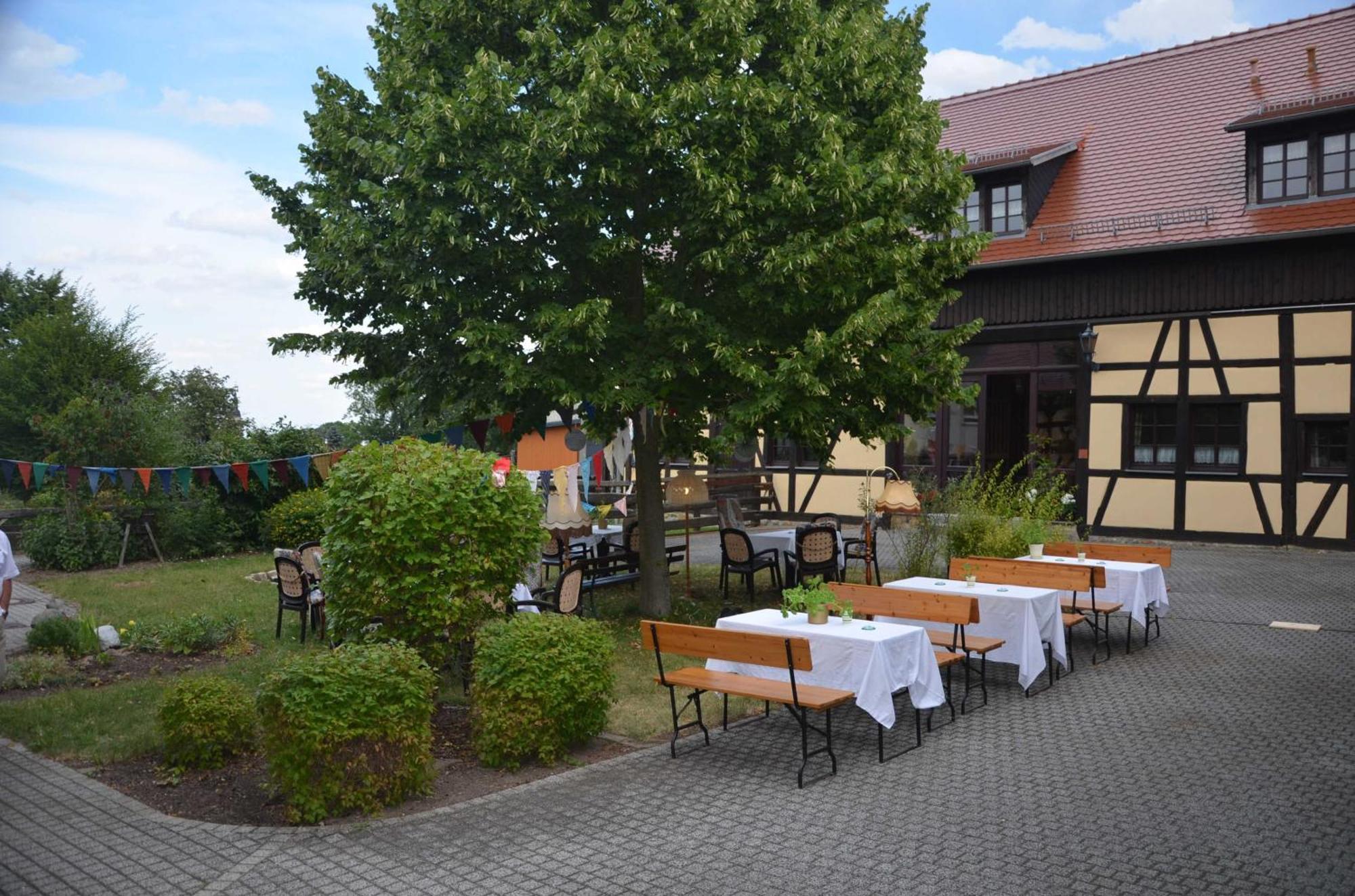 Lavendelhof Die Idyllische Landpension Crimmitschau Exteriör bild
