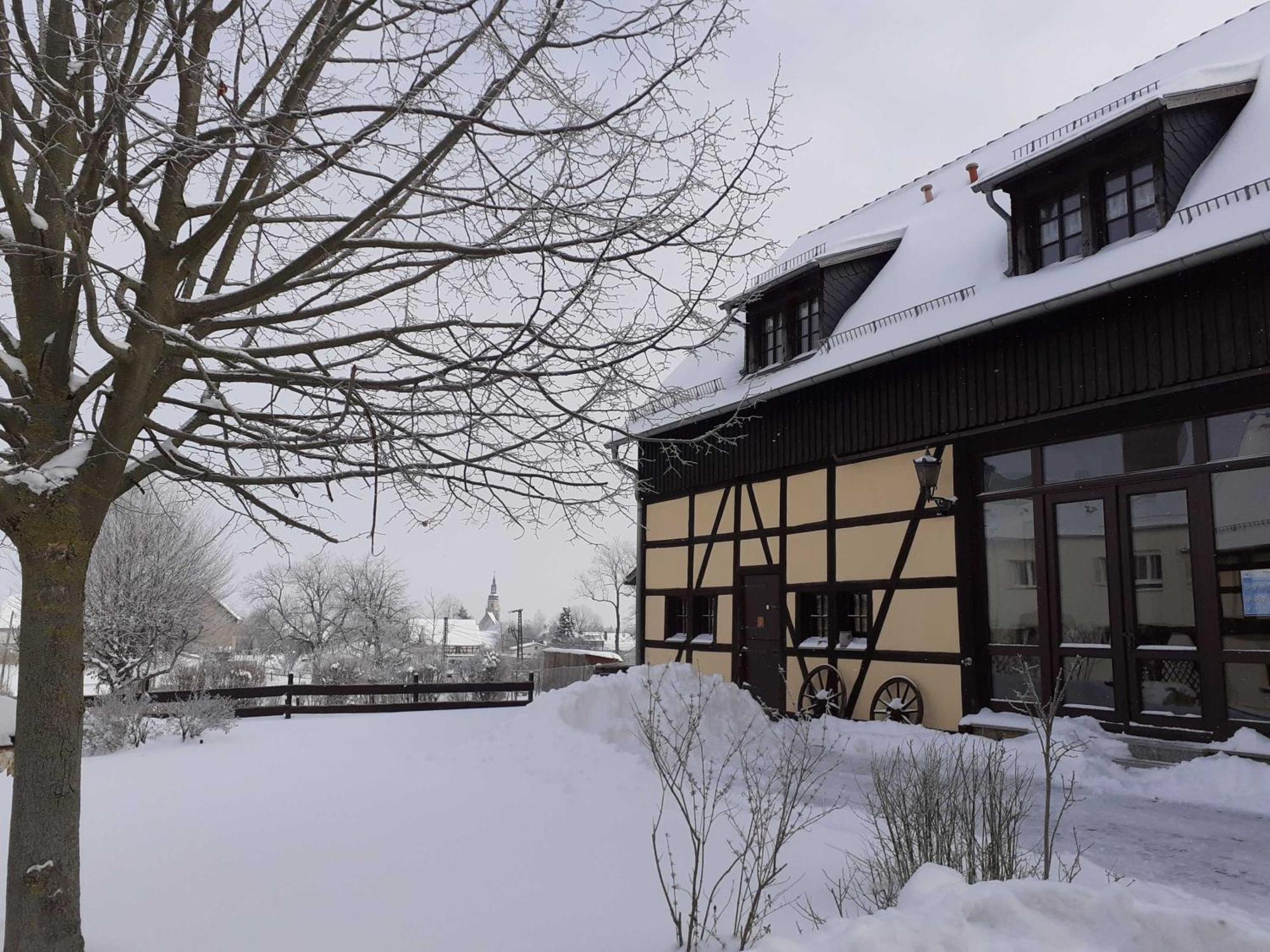 Lavendelhof Die Idyllische Landpension Crimmitschau Exteriör bild